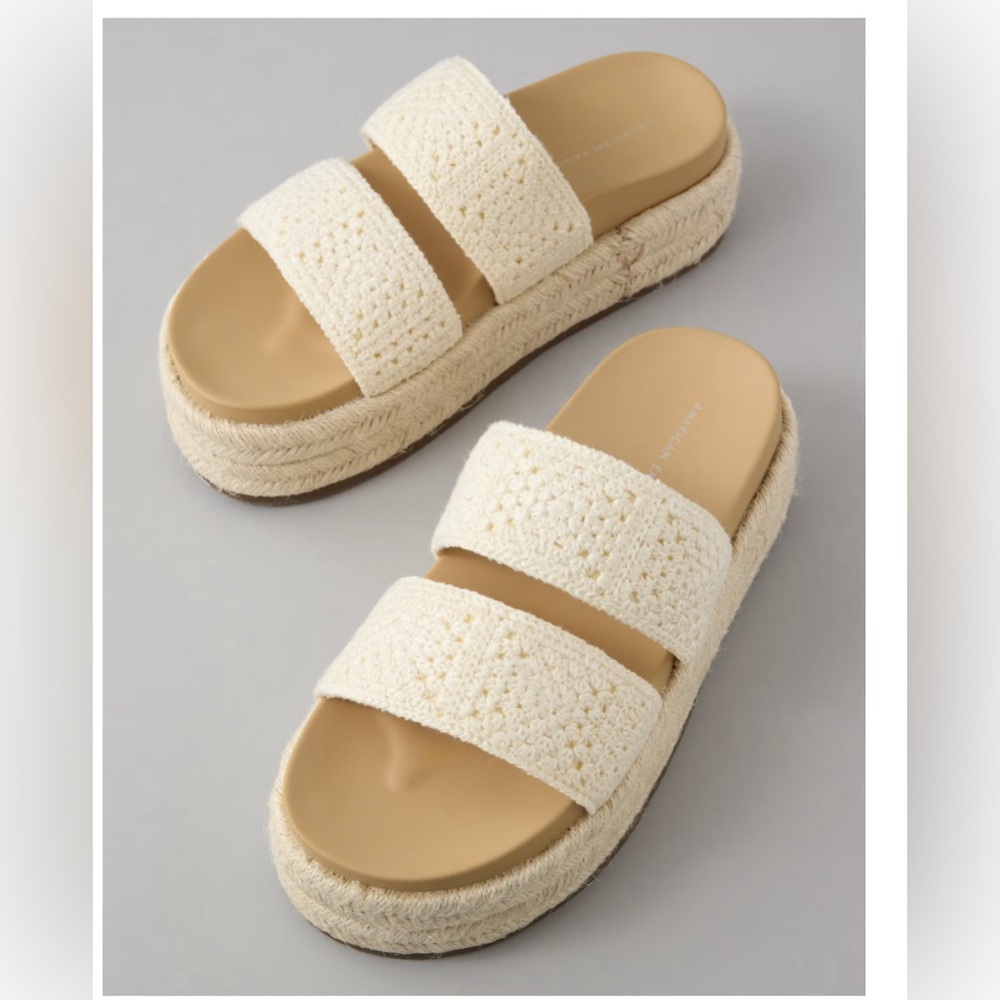 AE Crochet Flatform Espadrille Sandal NWOB Size 10